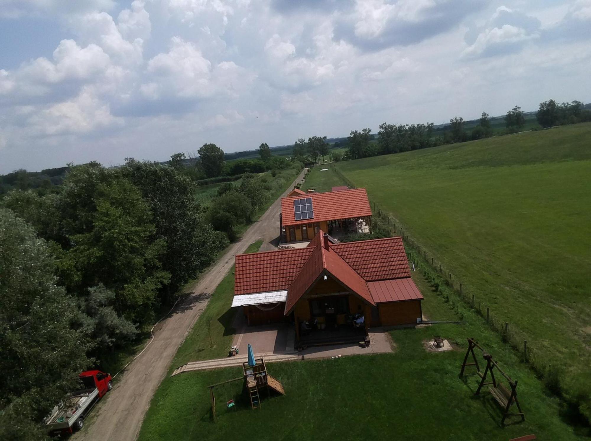 TiszaeszlarTomajor Vendeghazak公寓 外观 照片
